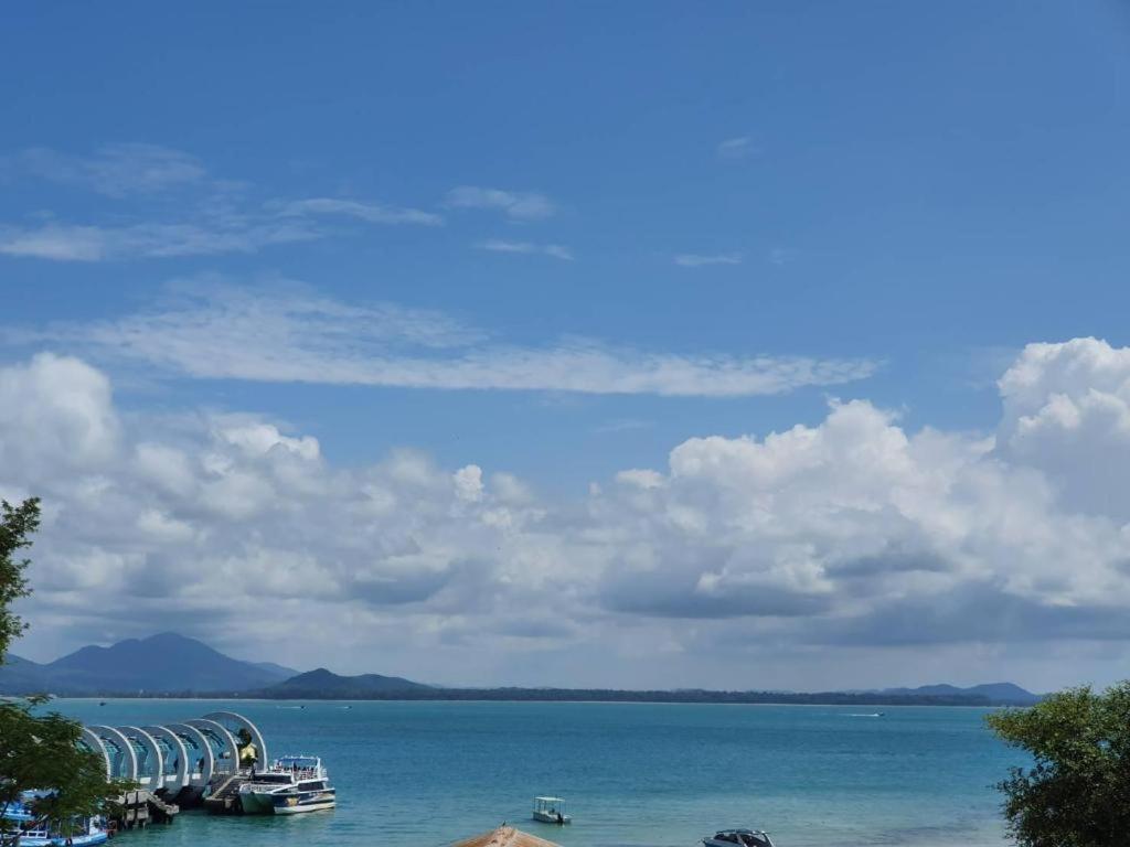 Rainbow Sky Hotel Samet Koh Samet Екстер'єр фото